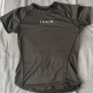 Equinox ‘train’ tee